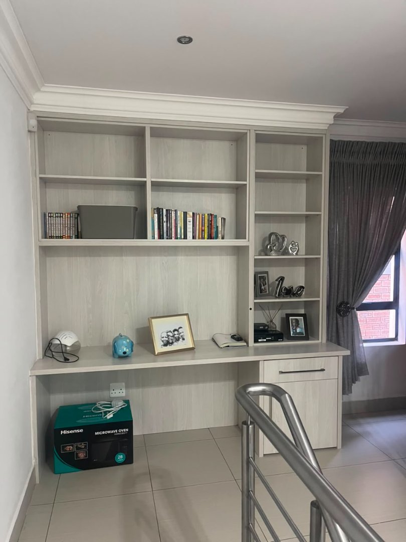 4 Bedroom Property for Sale in Heuwelsig Free State